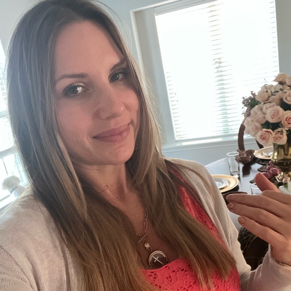 Meet your Posher, Melissa joy